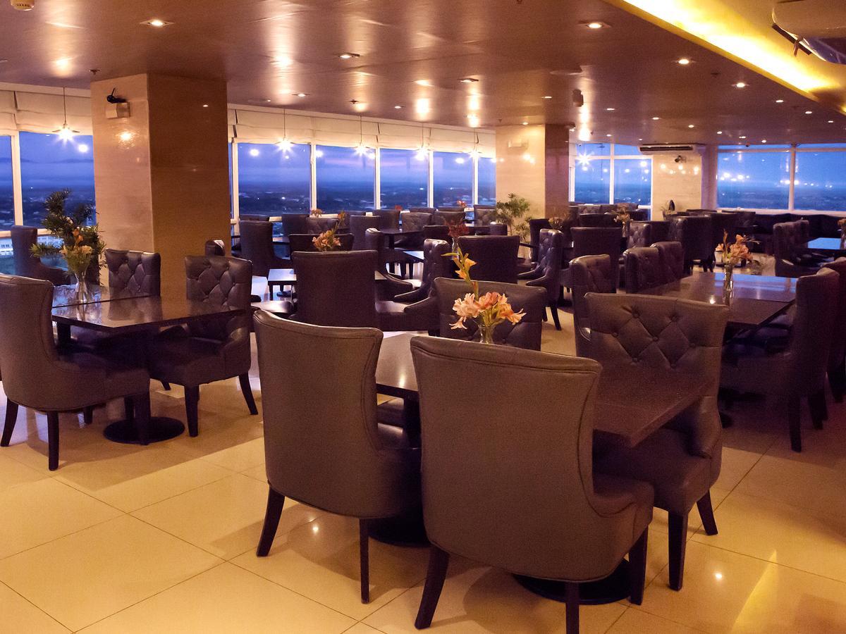 Injap Tower Hotel Iloilo City Exterior photo