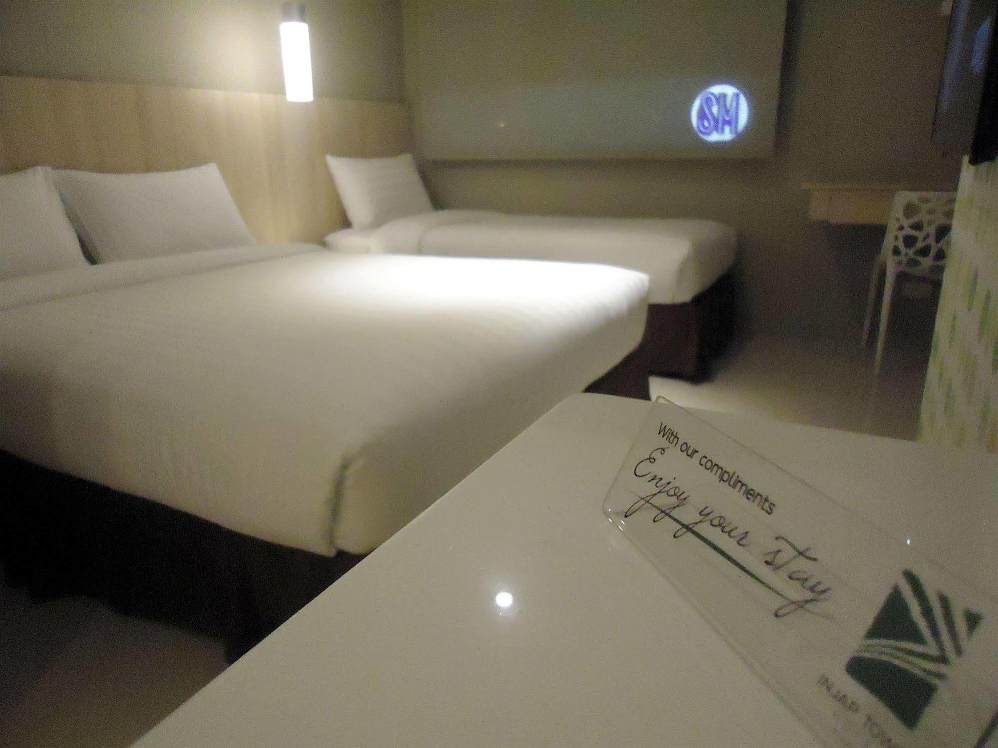 Injap Tower Hotel Iloilo City Exterior photo