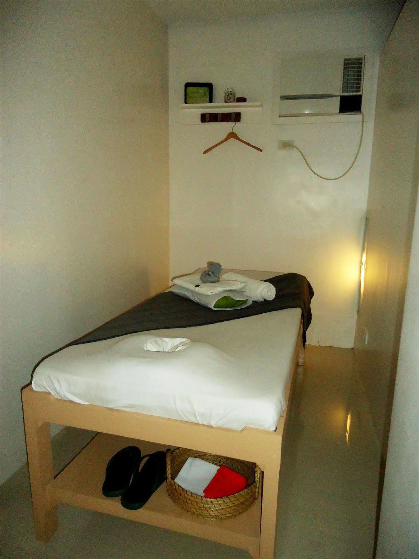 Injap Tower Hotel Iloilo City Exterior photo